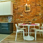 K12 Apartament *