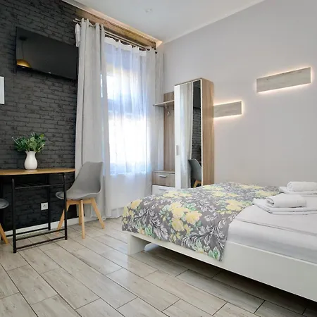 Apartamento K12 *