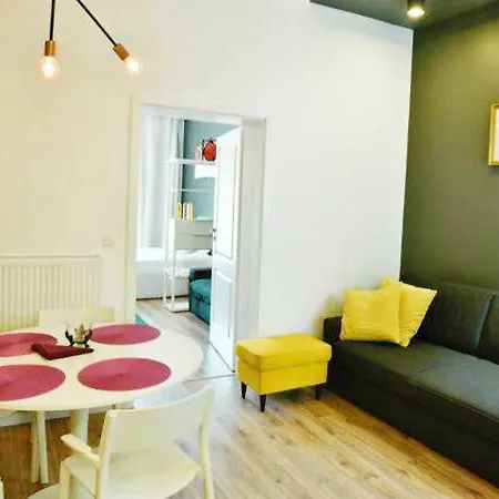 K12 Apartman *